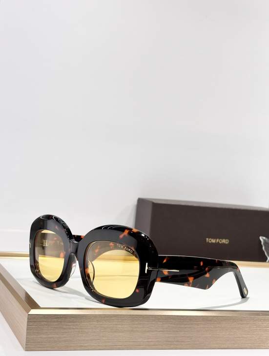 Picture of Tom Ford Sunglasses _SKUfw76324111fw